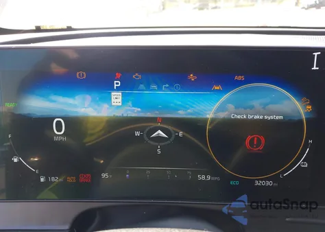 2023 Kia Sportage Plug-In Hybrid X-Line Prestige z USA, uszkodzony, nr VIN KNDPZDAH7P7059371